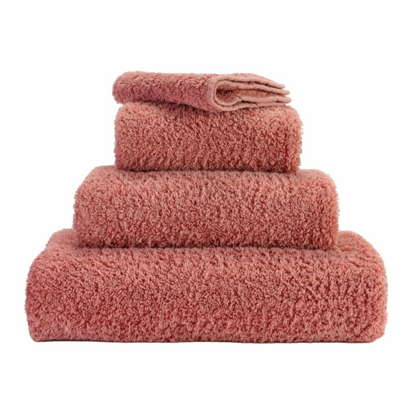 Abyss Super Pile Towel - Rosette
