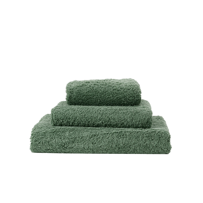 Abyss Super Pile Towel - Evergreen